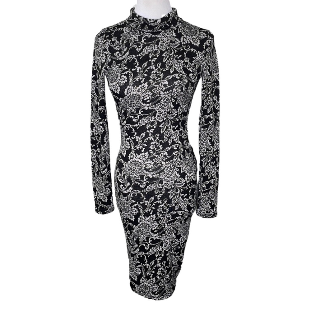 Papaya Black and Gray Long Sleeve Knit Mock Neck Open Back Bodycon Dress